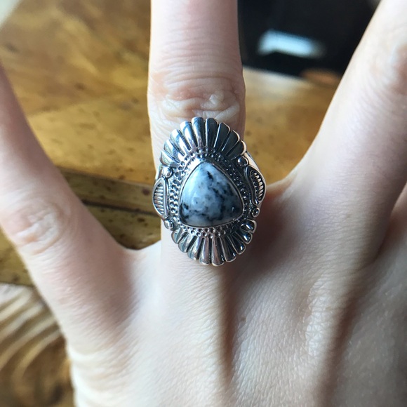 Natural White Buffalo Sterling Silver Ring - Picture 1 of 9